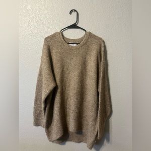 Old Navy Beige Oversized Pullover Sweater